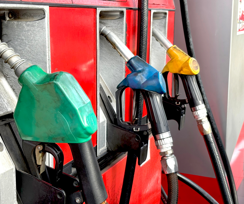 Total petrol supply during the month averaged about 39.5 million litres per day, down from 64.9 million litres per day in January, representing a decline of roughly 25 million litres.